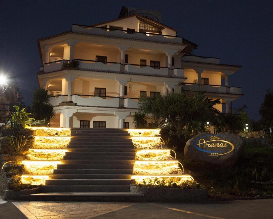 Joppolo Arenas Hotel מראה חיצוני תמונה