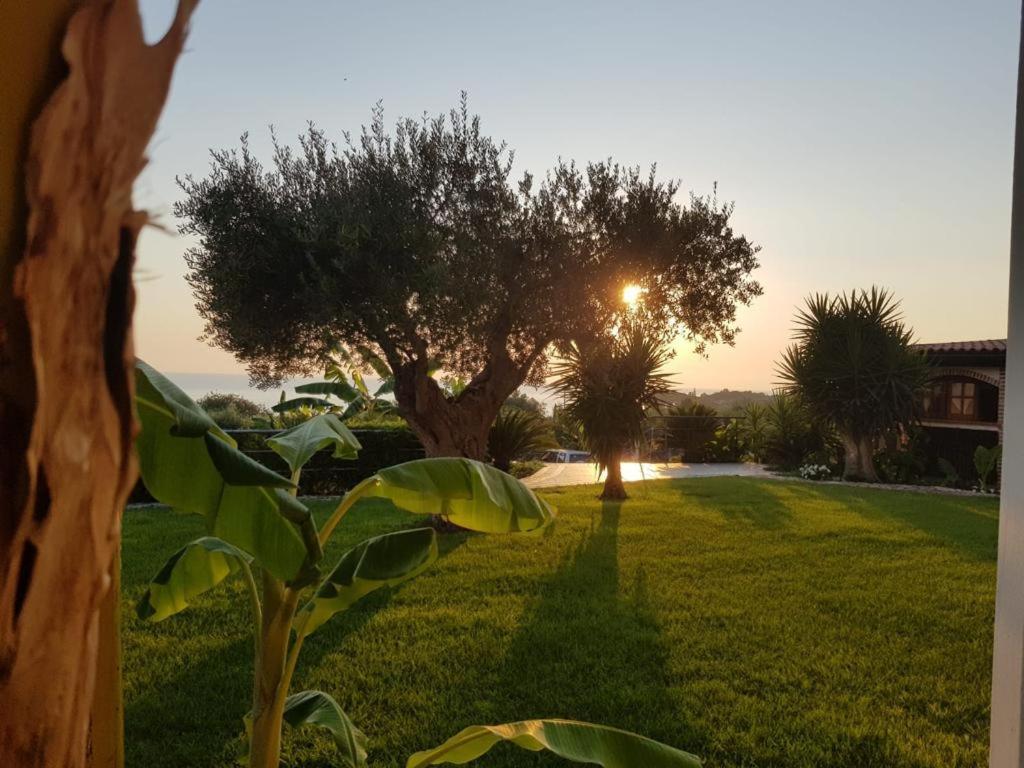 Joppolo Arenas Hotel מראה חיצוני תמונה