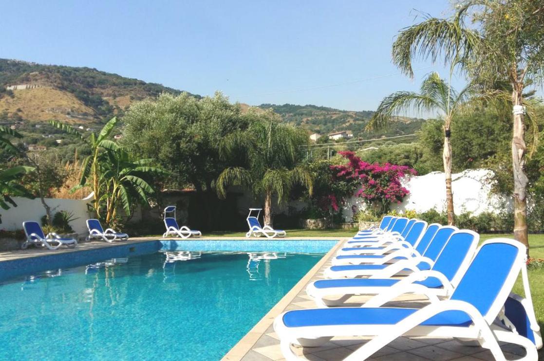 Joppolo Arenas Hotel מראה חיצוני תמונה