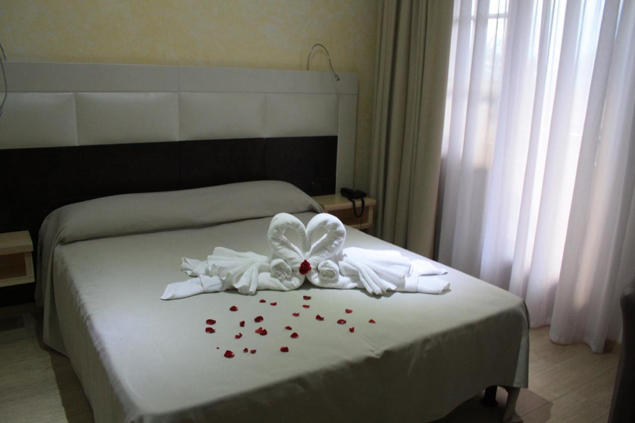 Joppolo Arenas Hotel מראה חיצוני תמונה