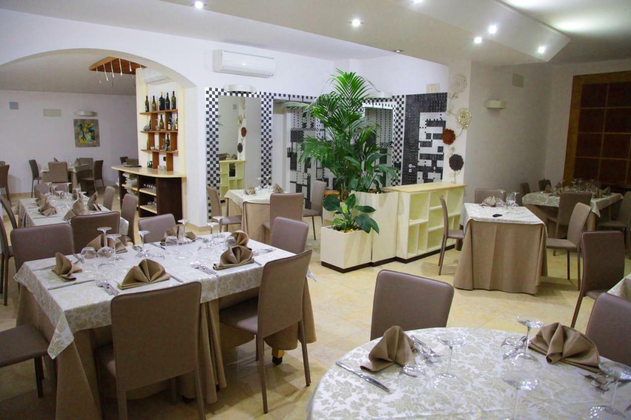 Joppolo Arenas Hotel מראה חיצוני תמונה